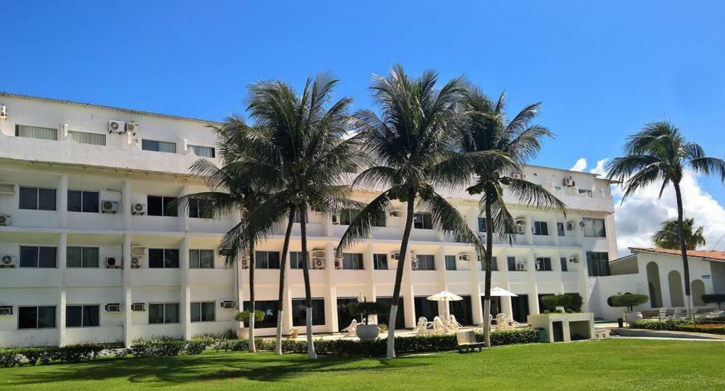 Apartamentos Beira Mar Marinas Tamandare Praia Dos Carneiros Bagian luar foto